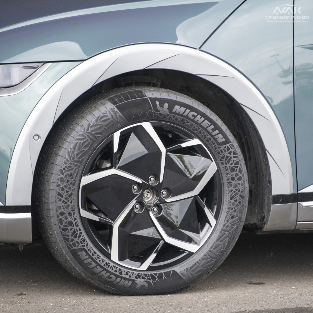 미쉐린의 45% 지속가능한 소재로 제조된 승용 타이어