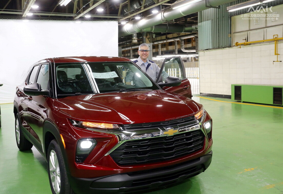 헥터 비자레알 GM 한국사업장 사장 첫 현장 경영 행보로 GM 부평공장 방문